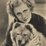 1930-as évek Margaret Perry színésznő egy chow-val
